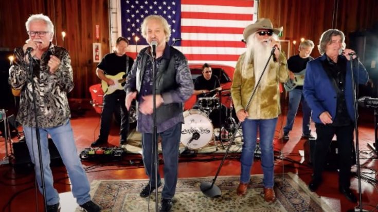 Oak Ridge Boys Show Support For Member Joe Bonsall After Health Scare | Classic Country Music Videos
