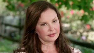 Ashley Judd Pens Op-Ed About Keeping Details Of Naomi Judd’s Death Private