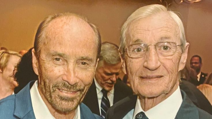 Lee Greenwood’s “Closest Friend” Has Died