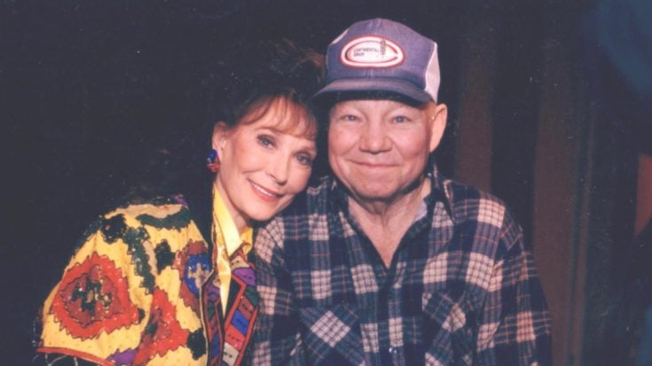 Loretta Lynn Remembers Late Husband On Anniversary Of His Death | Classic Country Music | Legendary Stories and Songs Videos