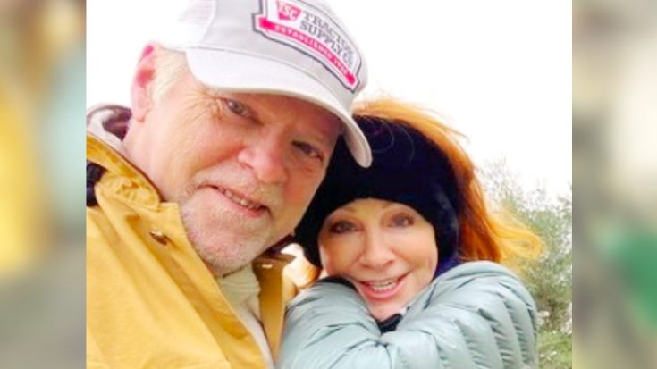 Reba McEntire May Create A Role For Boyfriend Rex Linn In Potential “Reba” Revival | Classic Country Music | Legendary Stories and Songs Videos