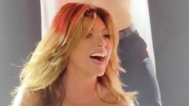 Shania Twain Replaces Beloved Judge On Reality Competition Show | Classic Country Music Videos