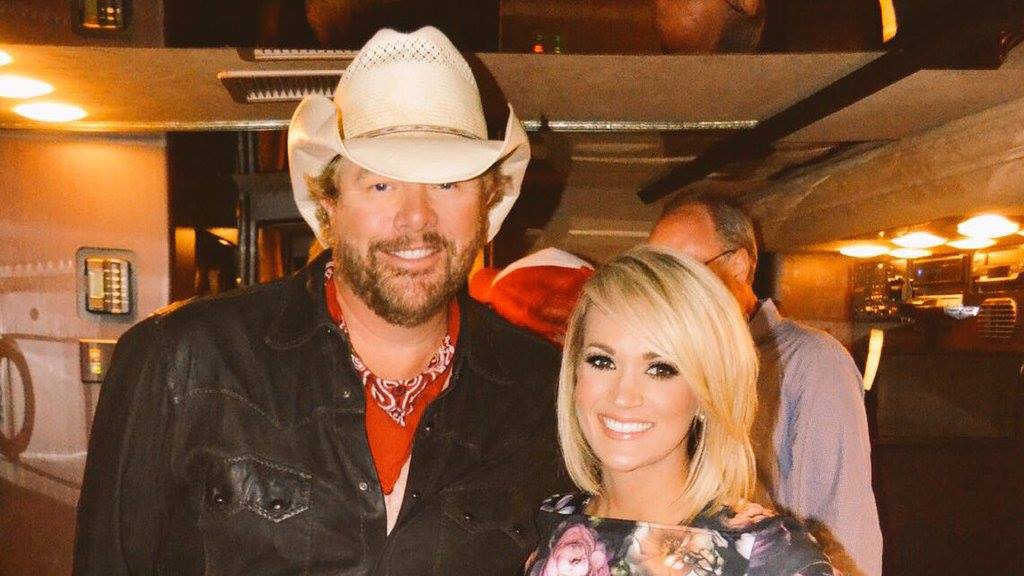 Carrie Underwood posted this throwback photo with Toby Keith after learning about his death