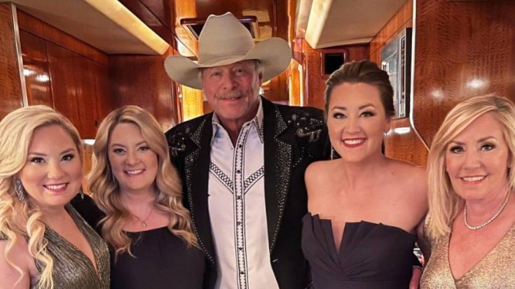 Alan Jackson Shares Family Thanksgiving Photo Without Signature Cowboy Hat