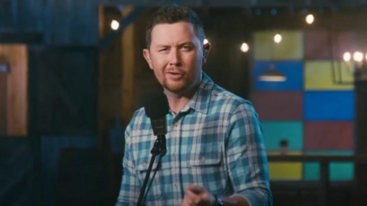 Scotty McCreery Shares Red-Hot Rendition Of Elvis’ “Santa Claus Is Back In Town”