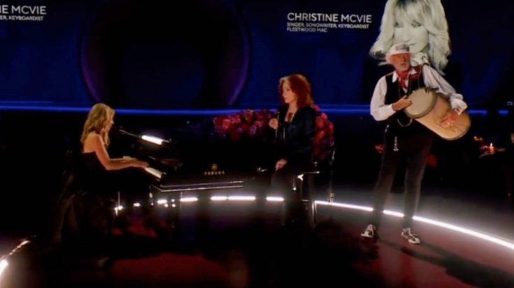 Mick Fleetwood, Sheryl Crow, & Bonnie Raitt Sing “Songbird” At Grammys In Tribute To Christine McVie | Classic Country Music | Legendary Stories and Songs Videos