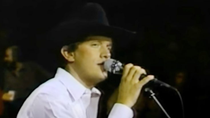 FLASHBACK: George Strait Heads To The Top Of The Charts With “Right Or Wrong” | Classic Country Music | Legendary Stories and Songs Videos