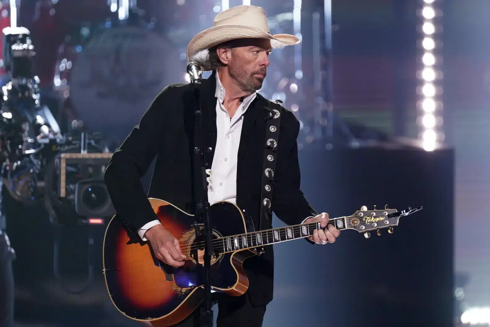Toby Keith performs during the 2023 People's Choice Country Awards