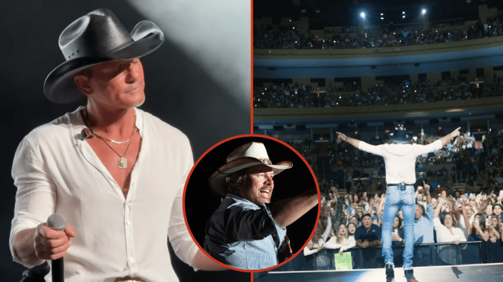 Tim McGraw Enlists Crowd To Sing “Live Like You Were Dying” For Toby Keith | Classic Country Music | Legendary Stories and Songs Videos