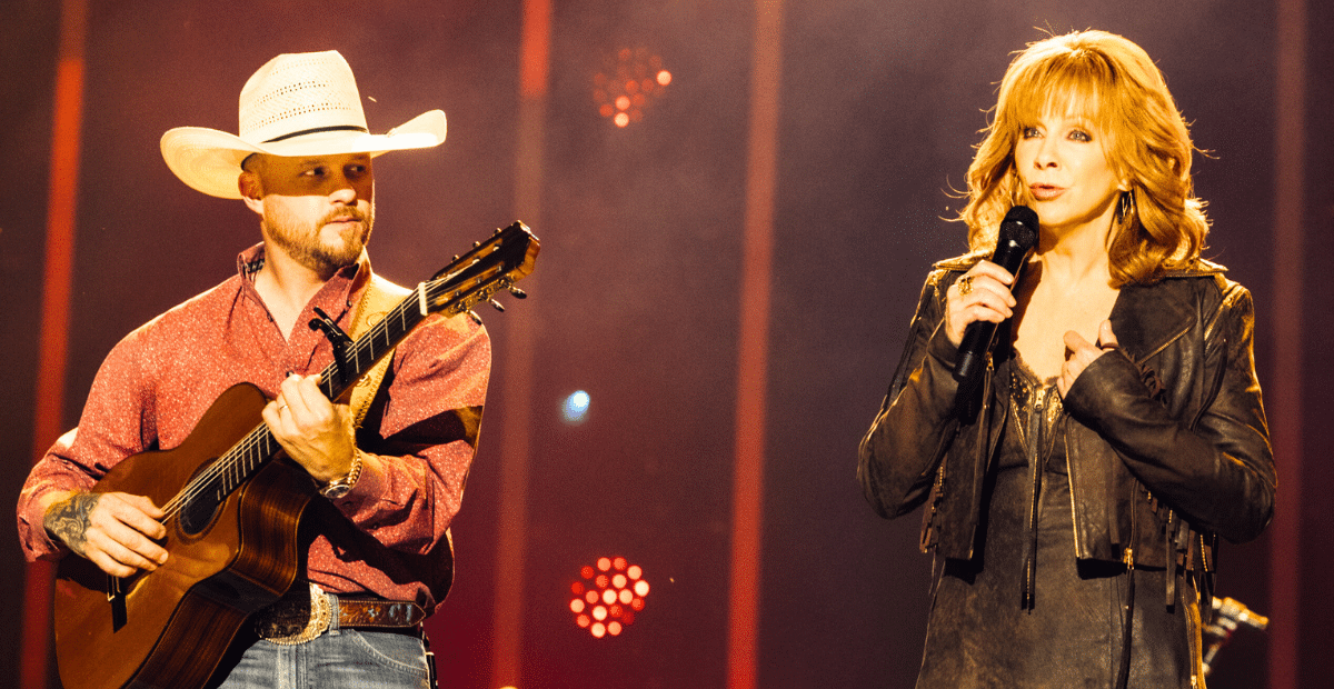 Reba & Cody Johnson Unite For "Whoever's In New England" Duet During