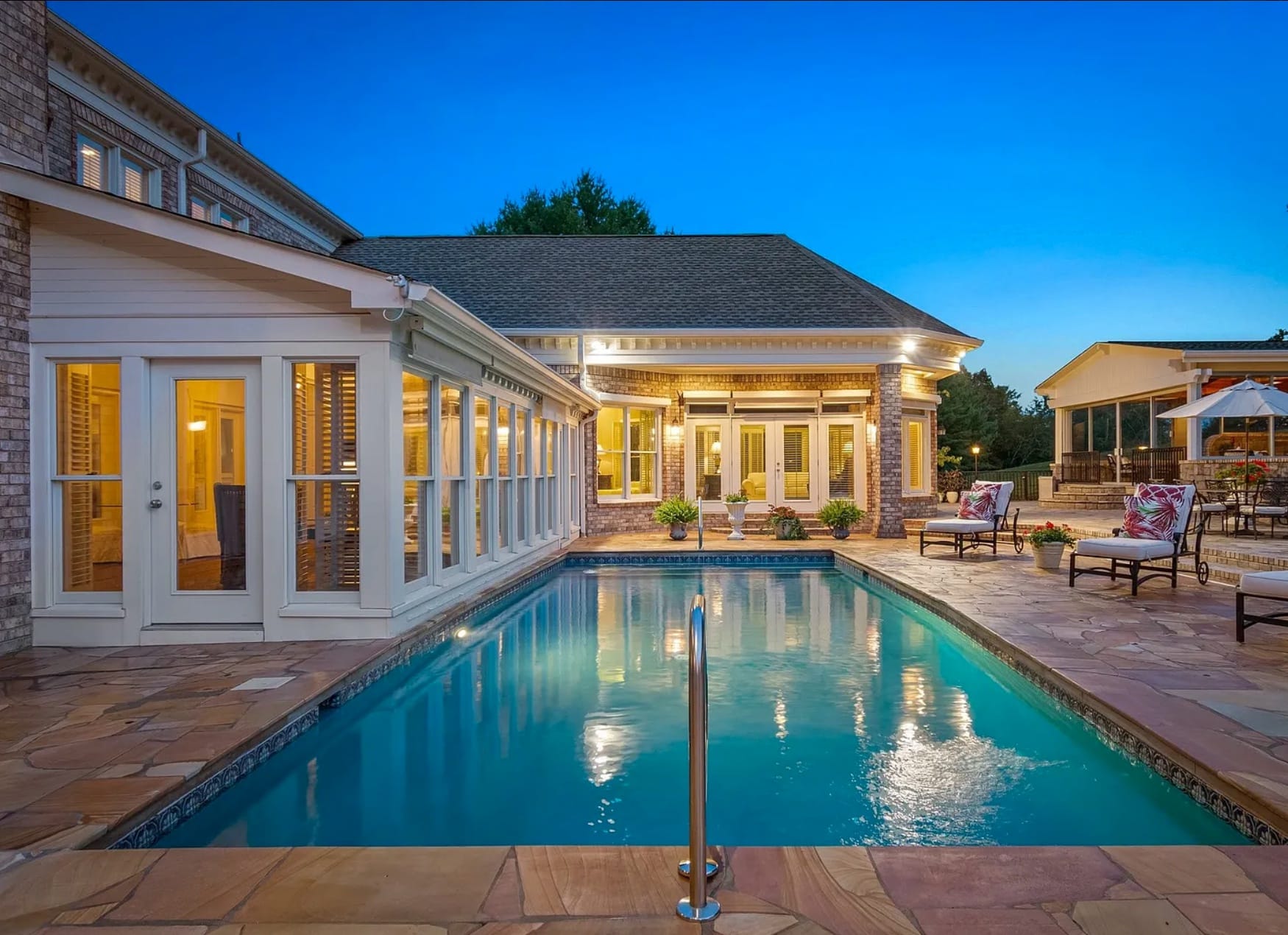 Asking Price Of Lavish Tennessee Estate Built By George Jones Reduced ...
