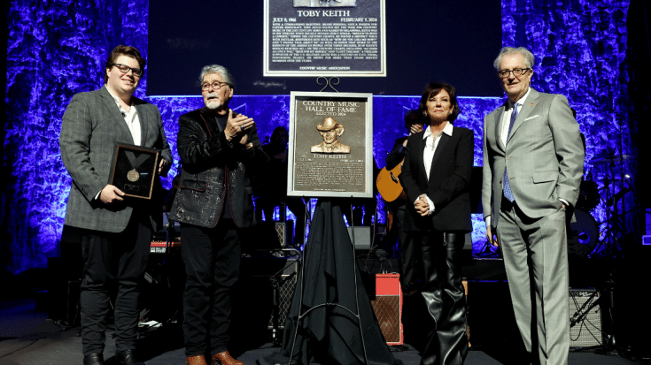 Toby Keith's wife Tricia Covel spoke at the Country Music Hall of Fame induction ceremony