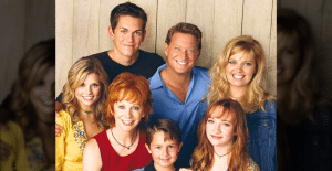 “Reba” Co-Stars Reunite With On-Screen Son Who Is All Grown Up