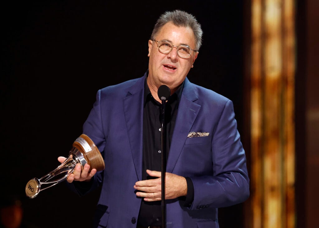 Vince Gill accepts the 2025 Willie Nelson Lifetime Achievement Award from the CMA