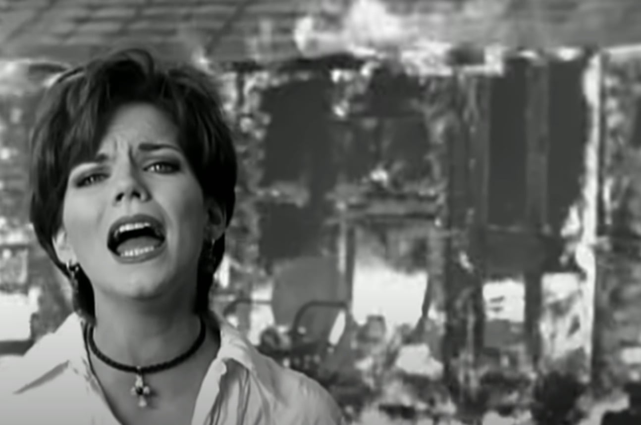 No, Martina McBride's "Independence Day" Is Not About The 4th Of July