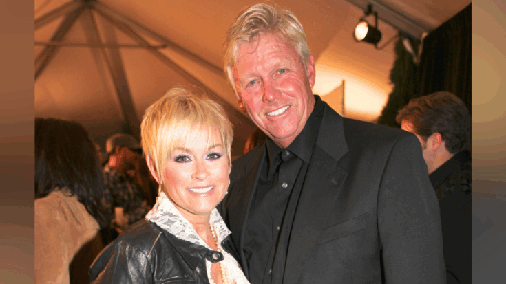 Lorrie Morgan with her husband, Randy White, at Tootsie's in 2010
