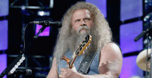 Jamey Johnson Gives Honest Opinion On The Current State Of Country Music + His Favorite New Artists