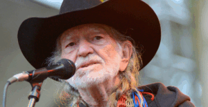 Extreme Weather Cuts Willie Nelson Concert Short – No Reschedule Planned