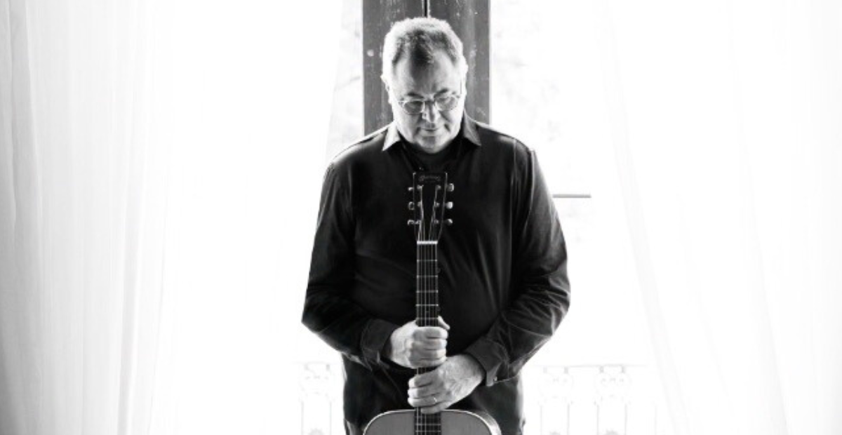Vince Gill Releases Extended Version Of “Go Rest High,” Including The Third Verse He’s Only Ever Played Live