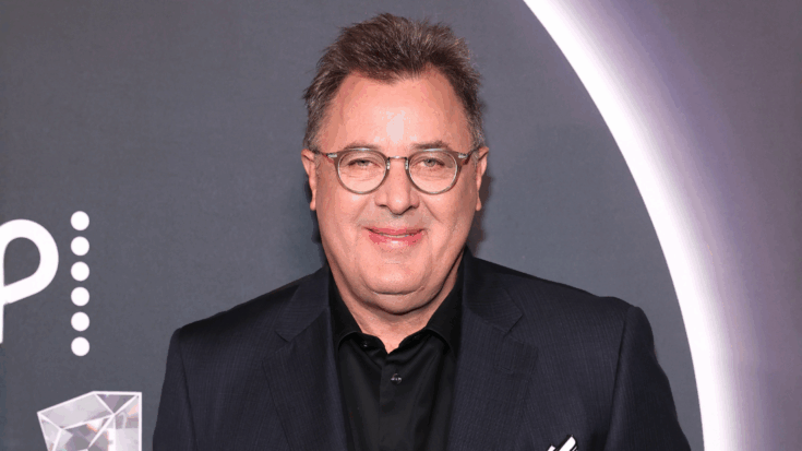 Vince Gill signs lifetime record deal following decades-long partnership with MCA