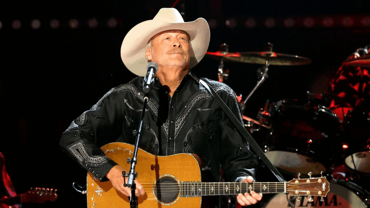 Alan Jackson announces the final show of his career