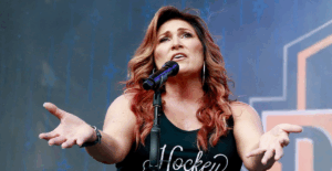 Country Star Jo Dee Messina Teases Her First New Album In Over 10 Years