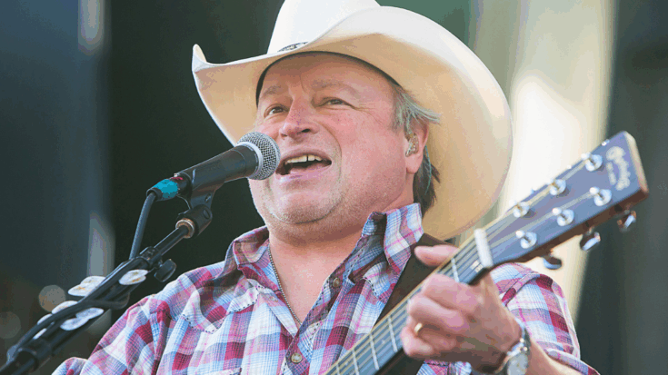 Mark Chesnutt plans to tour