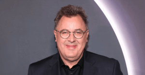Vince Gill To Receive The CMA’s Willie Nelson Lifetime Achievement Award