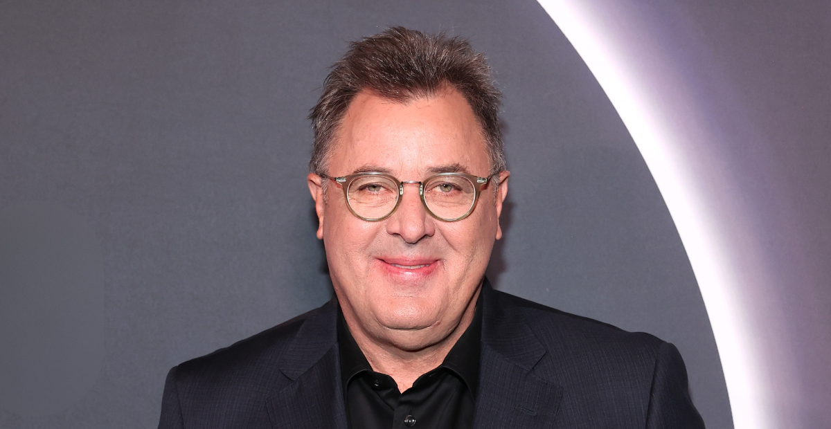 Vince Gill To Receive The CMA’s Willie Nelson Lifetime Achievement Award