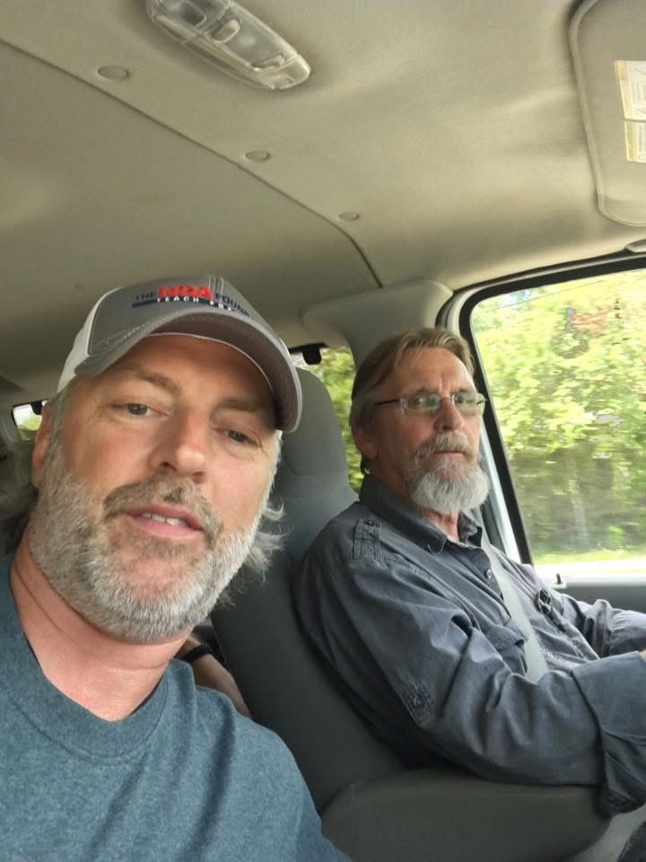 Darryl Worley mourns the loss of his longtime tour manager, Joe Morris